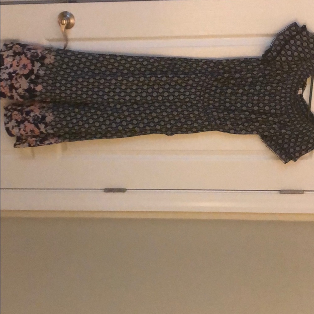 Pantsuit - Picture 4 of 4
